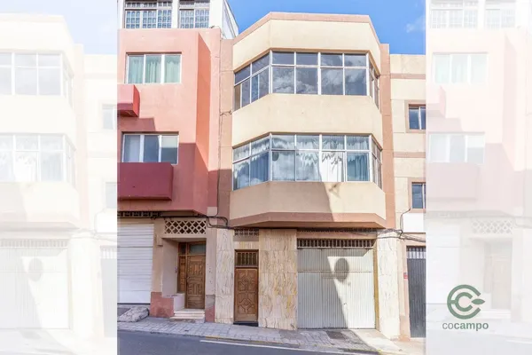 Casa de 0,01 ha en venta en Las palmas