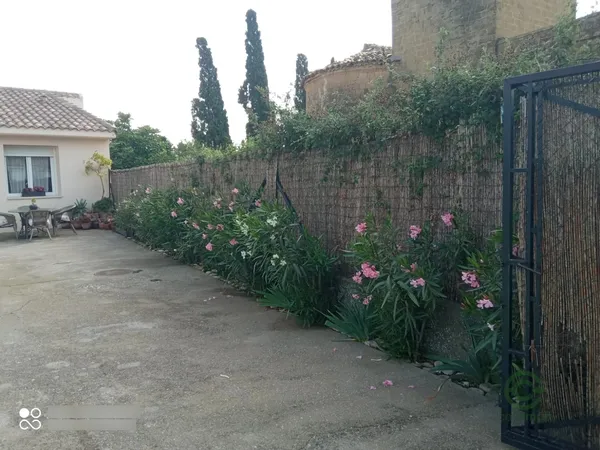 Finca de recreo de 0,0384 ha en venta en Sietamo, Huesca