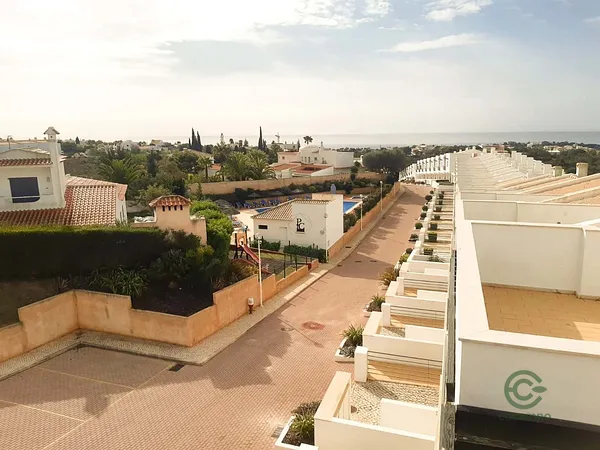 Casa de 0,0279 ha en venta en Albufeira e olhos de água, Algarve