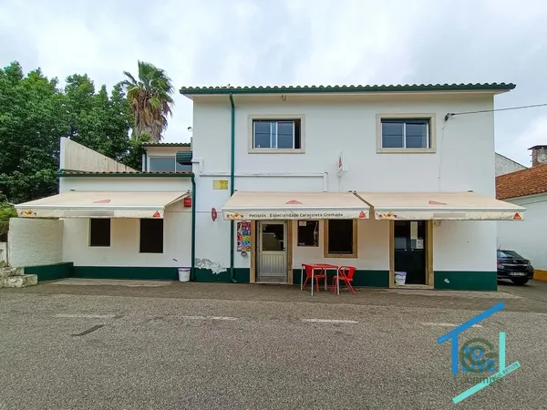 Casa de 0,034 ha en venta en Ferreira do zêzere, Santarém