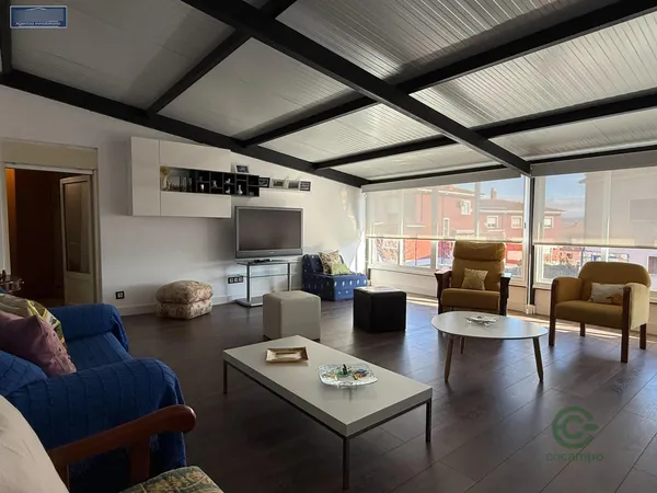 Casa de 0,1 ha en venta en Cabanillas del campo, Guadalajara