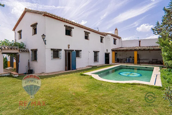 Finca rústica de 1,2 ha en venta en Archidona, Malaga