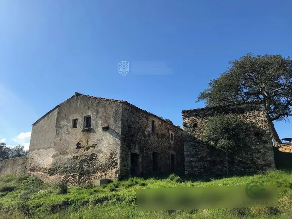 Finca rústica de 35 ha en venta en Darnius, Girona