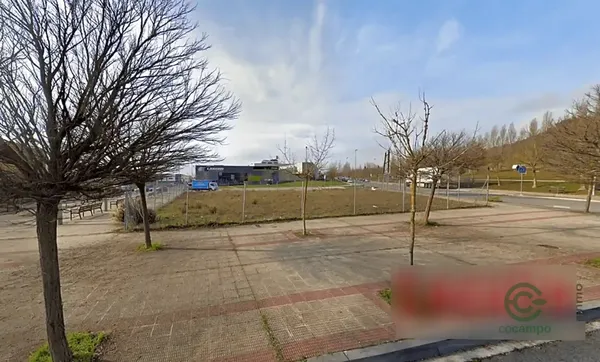 Terreno urbano de 0,0842 ha en venta en Ansoain, Navarra