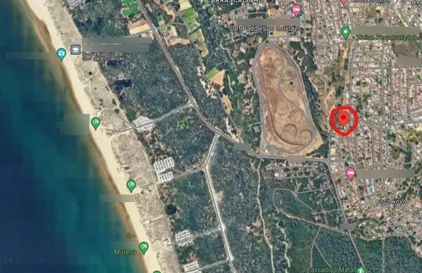 Casa de 0,03 ha en venta en Almada, Setúbal