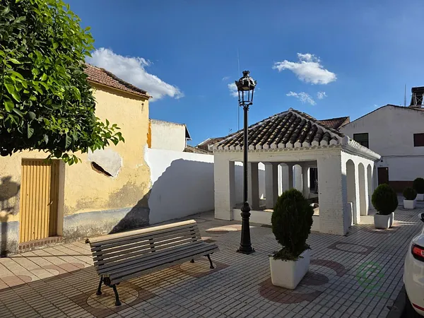 Terreno urbano de 0,0337 ha en venta en Churriana de la vega, Granada