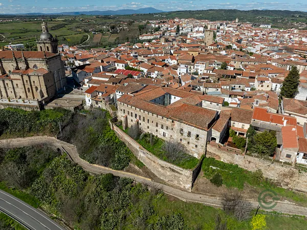 Casa de 0,343 ha en venta en Coria, Cáceres