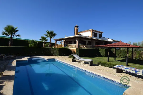 Finca rústica de 0,3294 ha en venta en Moraleda de zafayona, Granada