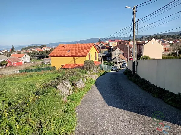 Terreno urbano de 0,0545 ha en venta en Bueu, Pontevedra