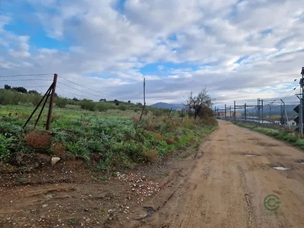 Terreno urbano de 3,96 ha en venta en Cáceres