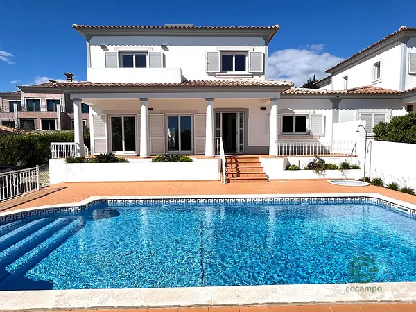 Casa de 0,057 ha en venta en Loulé, Faro