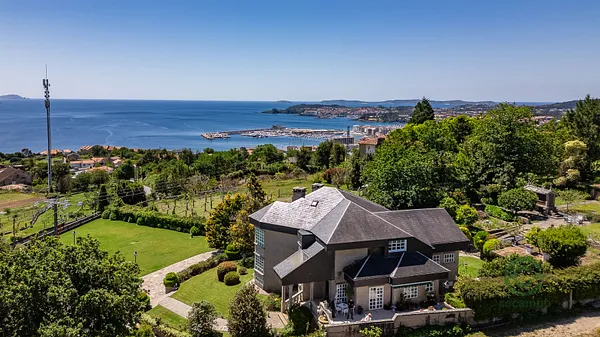 Casa de 0,2622 ha en venta en Sanxenxo, Pontevedra