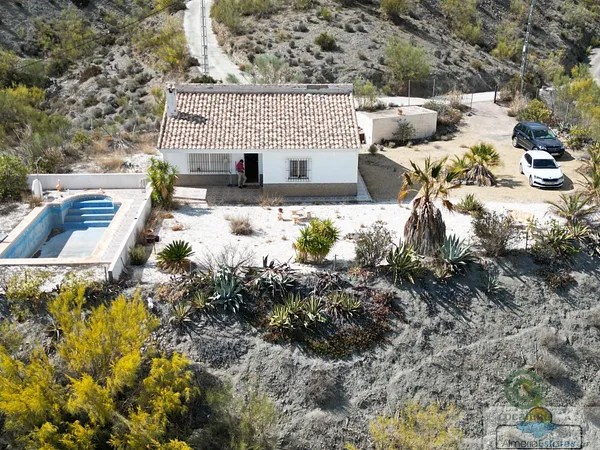 Finca rústica de 0,3 ha en venta en Almería