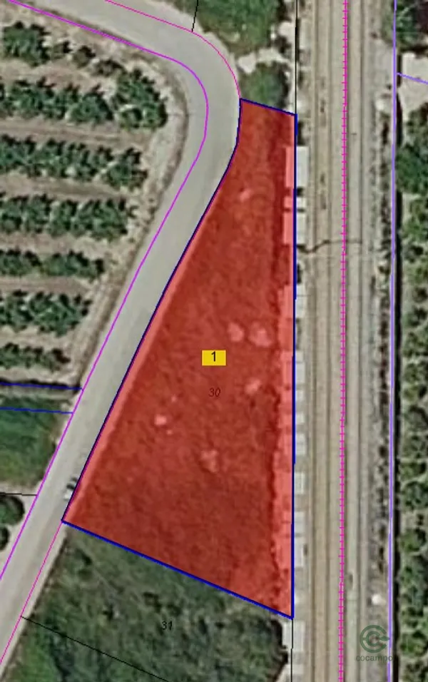 Finca agrícola de 0,1 ha en venta en Valencia