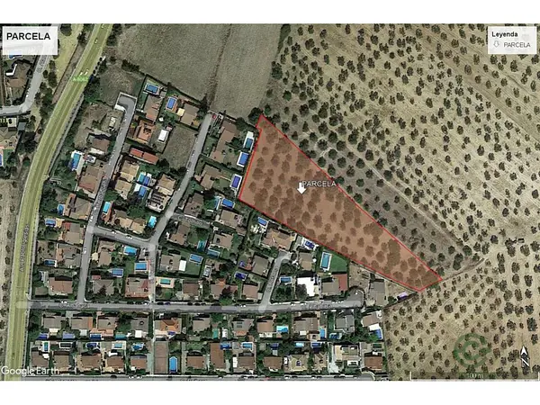 Finca agrícola de 0,7 ha en venta en Soria