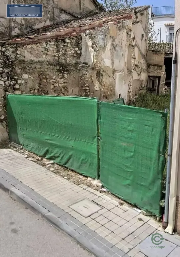 Terreno urbano de 0,009 ha en venta en Santorcaz, Madrid