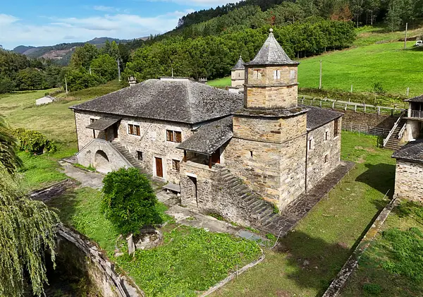 Finca de recreo de 3,3786 ha en venta en A pontenova, Lugo