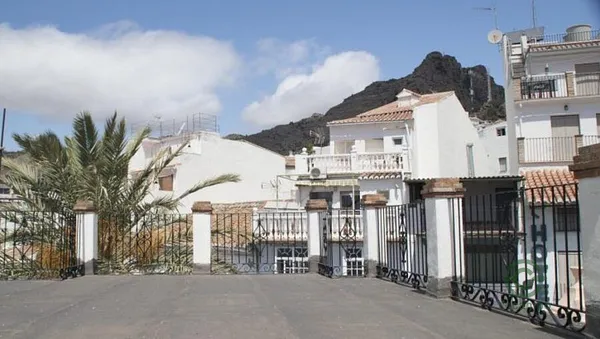 Casa de 0,029 ha en venta en Alora, Malaga